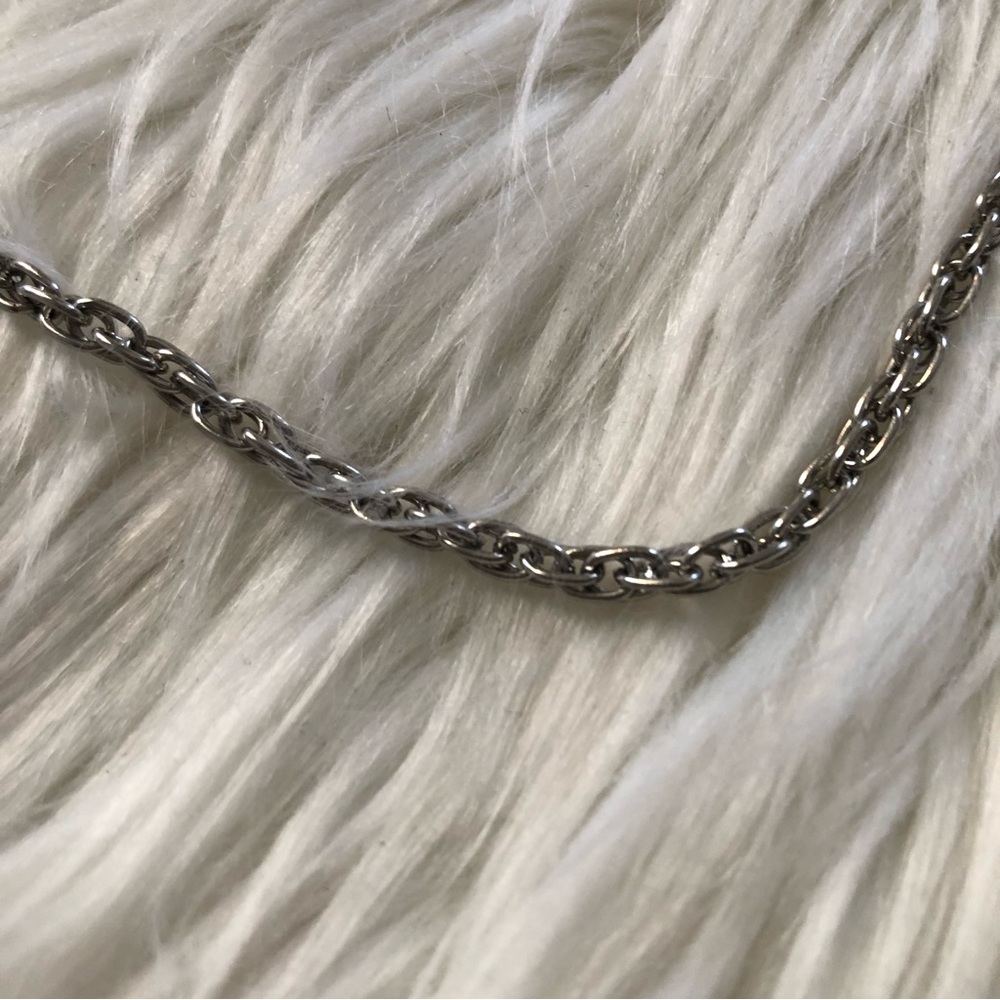 Silver Chain - Picture 2 of 2
